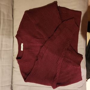 Women's crewneck,  cropped sweater from Arizona Jean Company,  size medium.